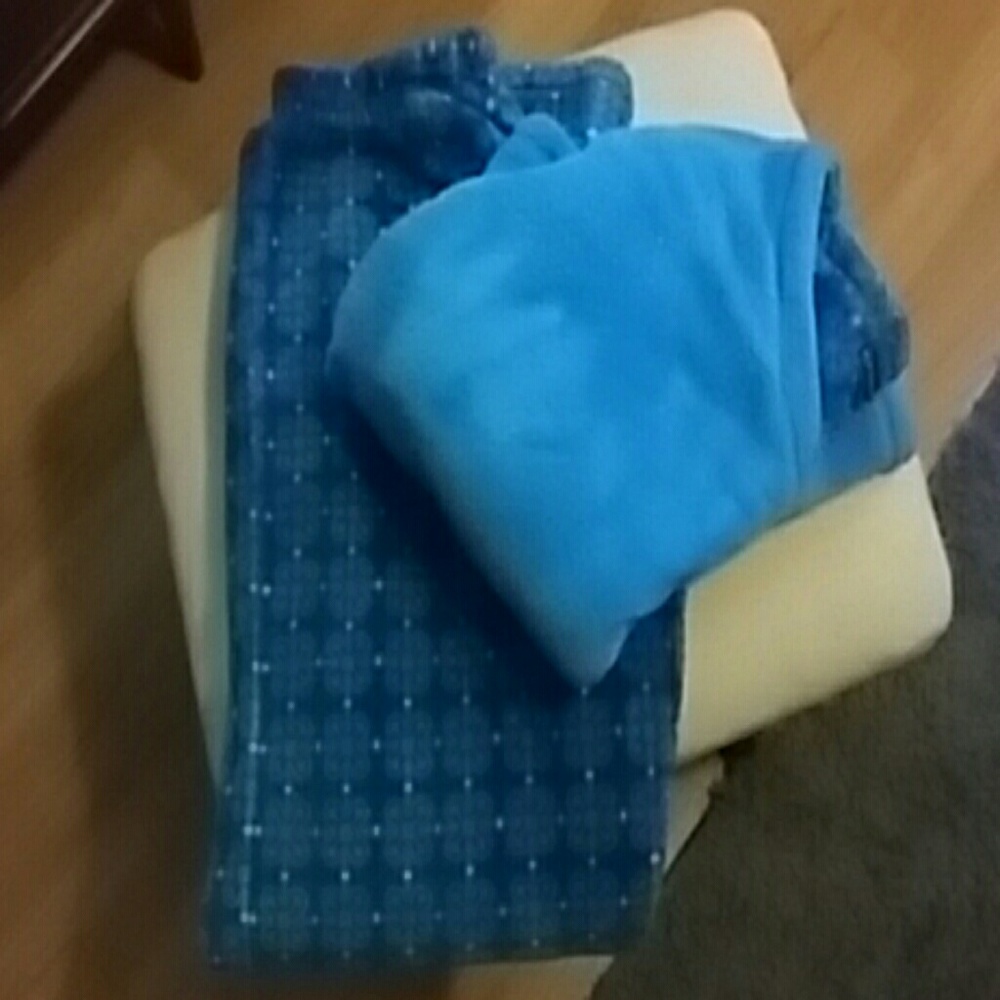 Blue fleece pj set
